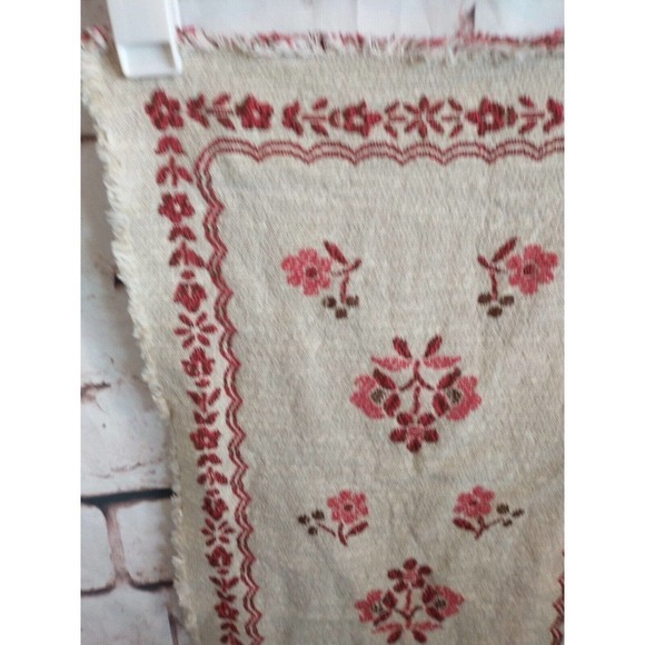 Floral Tyrol Austria Embroidered Table Runner 28.5 x 13 Red Cream Brown Beige - Picture 4 of 9